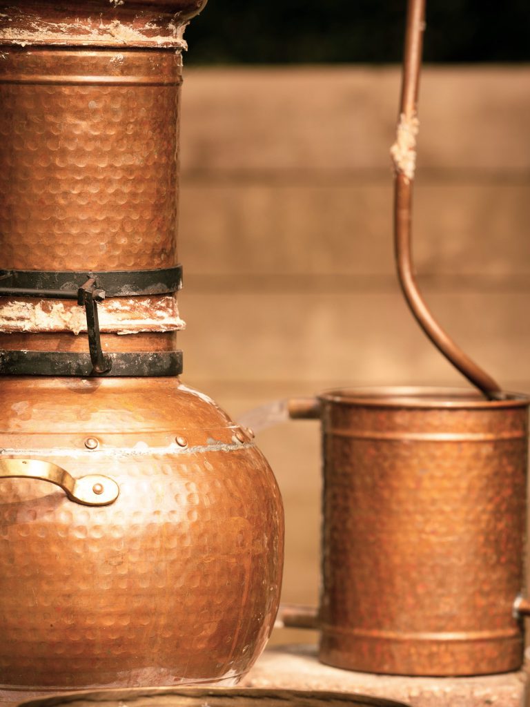 Lavendel destilleren, van bloem tot geurige essentie, lavendelolie