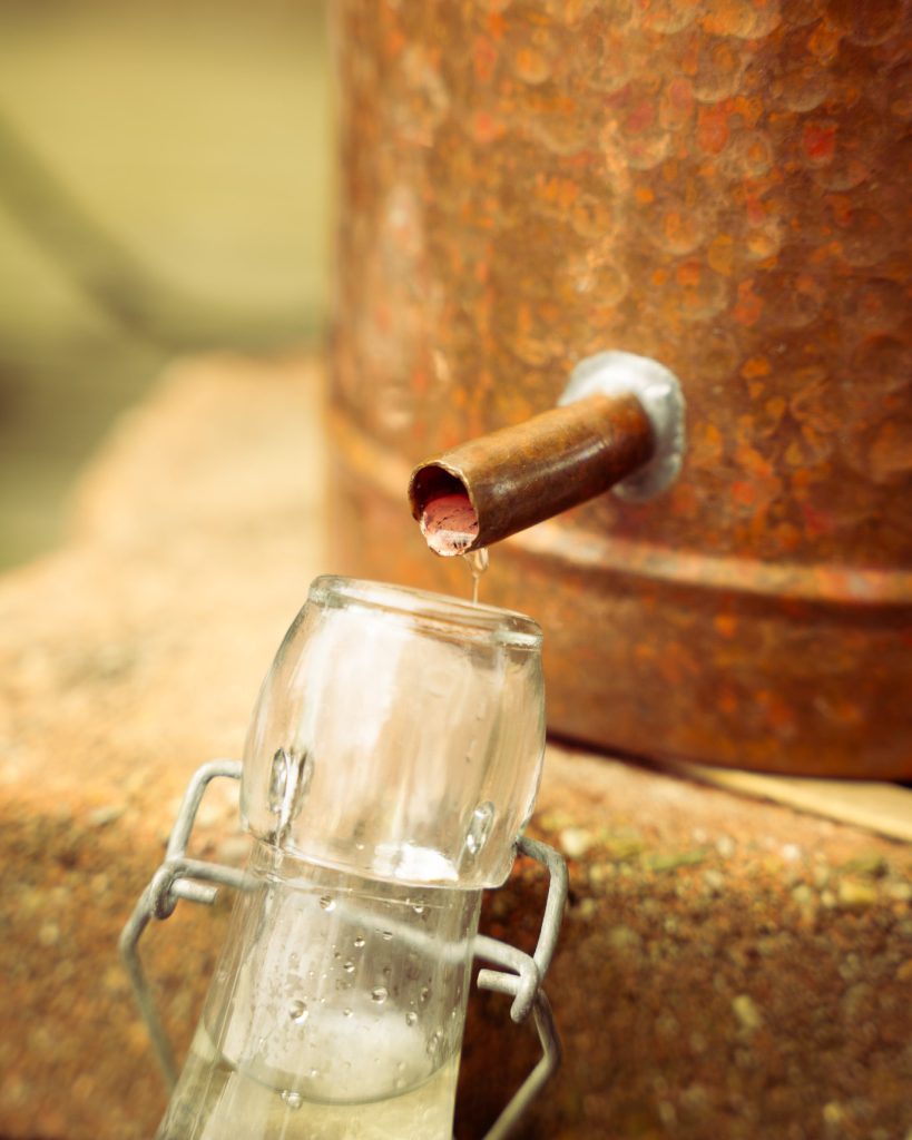 Lavendel destilleren, van bloem tot geurige essentie, lavendelolie